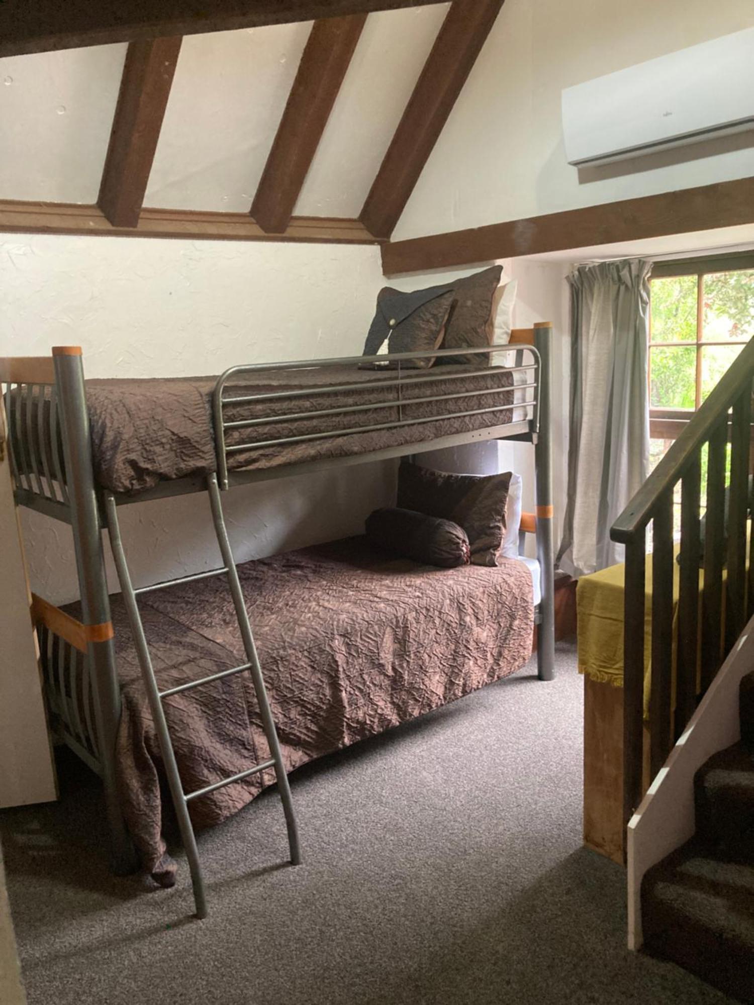 The Chalet Bed And Breakfast-Peace And Quiet In The Country 12 Minutes From City Dunedin Ngoại thất bức ảnh