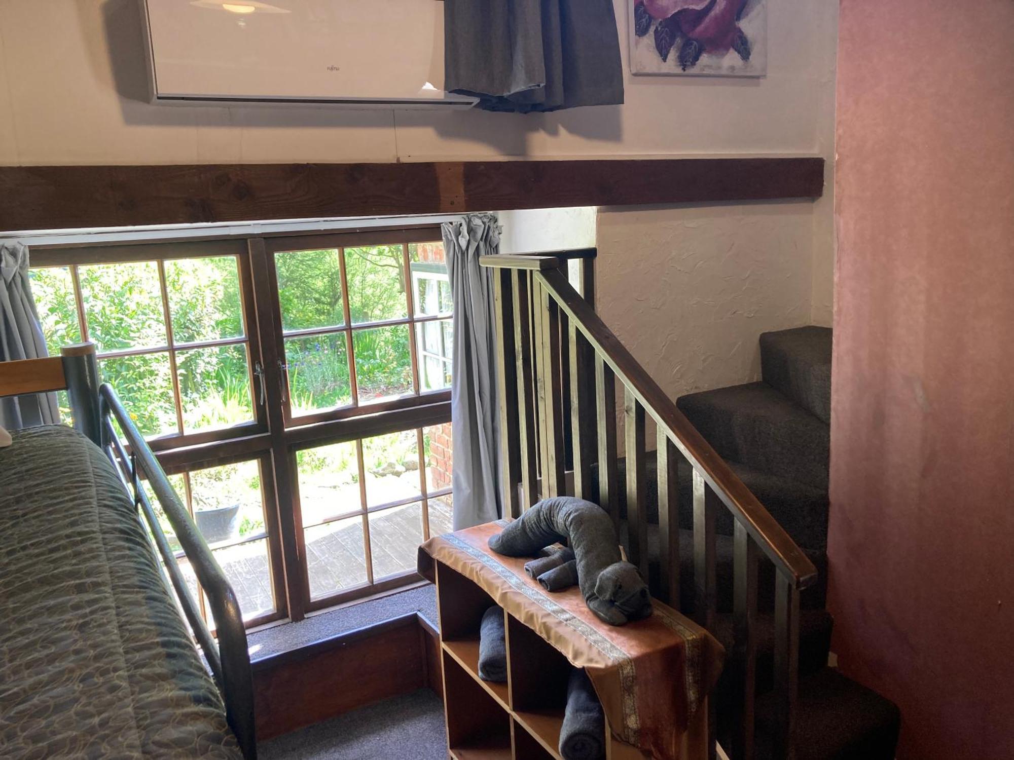 The Chalet Bed And Breakfast-Peace And Quiet In The Country 12 Minutes From City Dunedin Ngoại thất bức ảnh